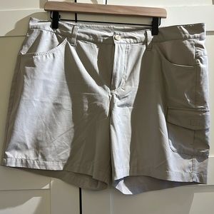 Eddie Baurer Hikinh Shorts - Khaki 18